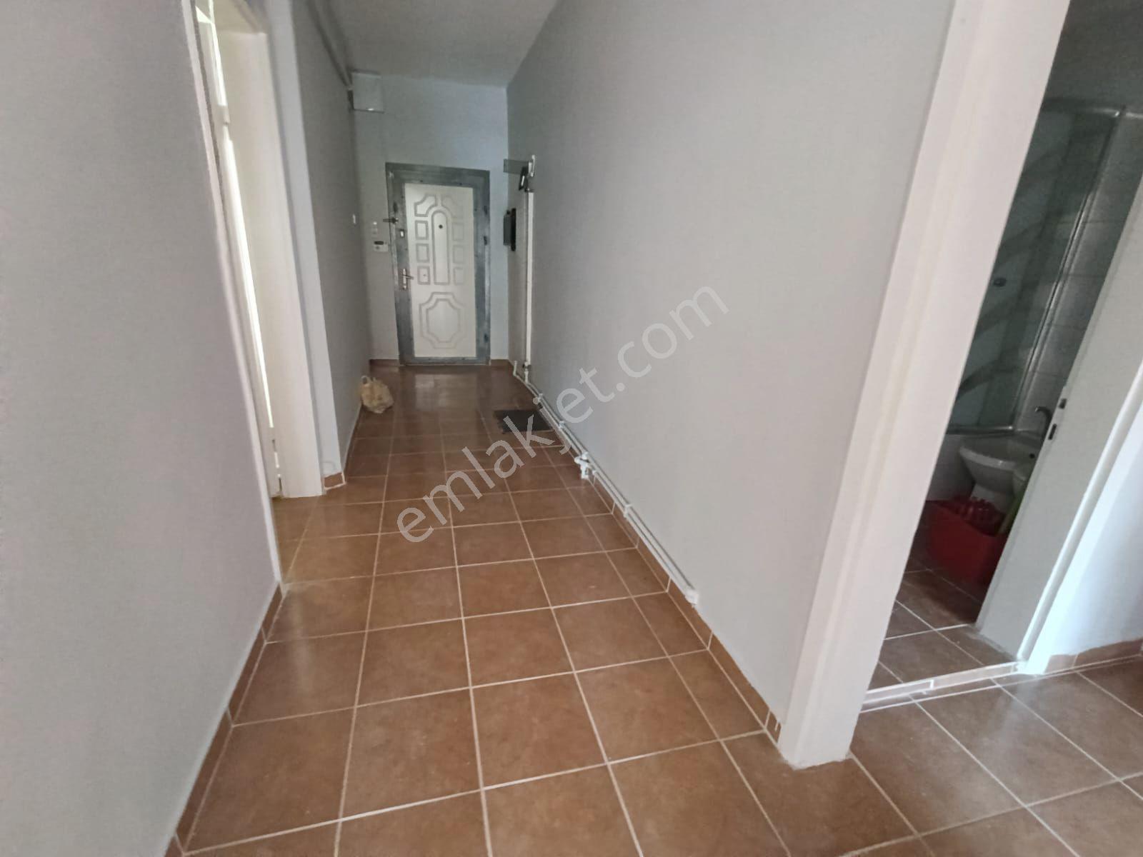 Etlik Şehir Hastanesi Ve Gata Yakını Aşağı Eğlencede 1.katta 3+1 Kiralık Boş Daire - Görsel 12