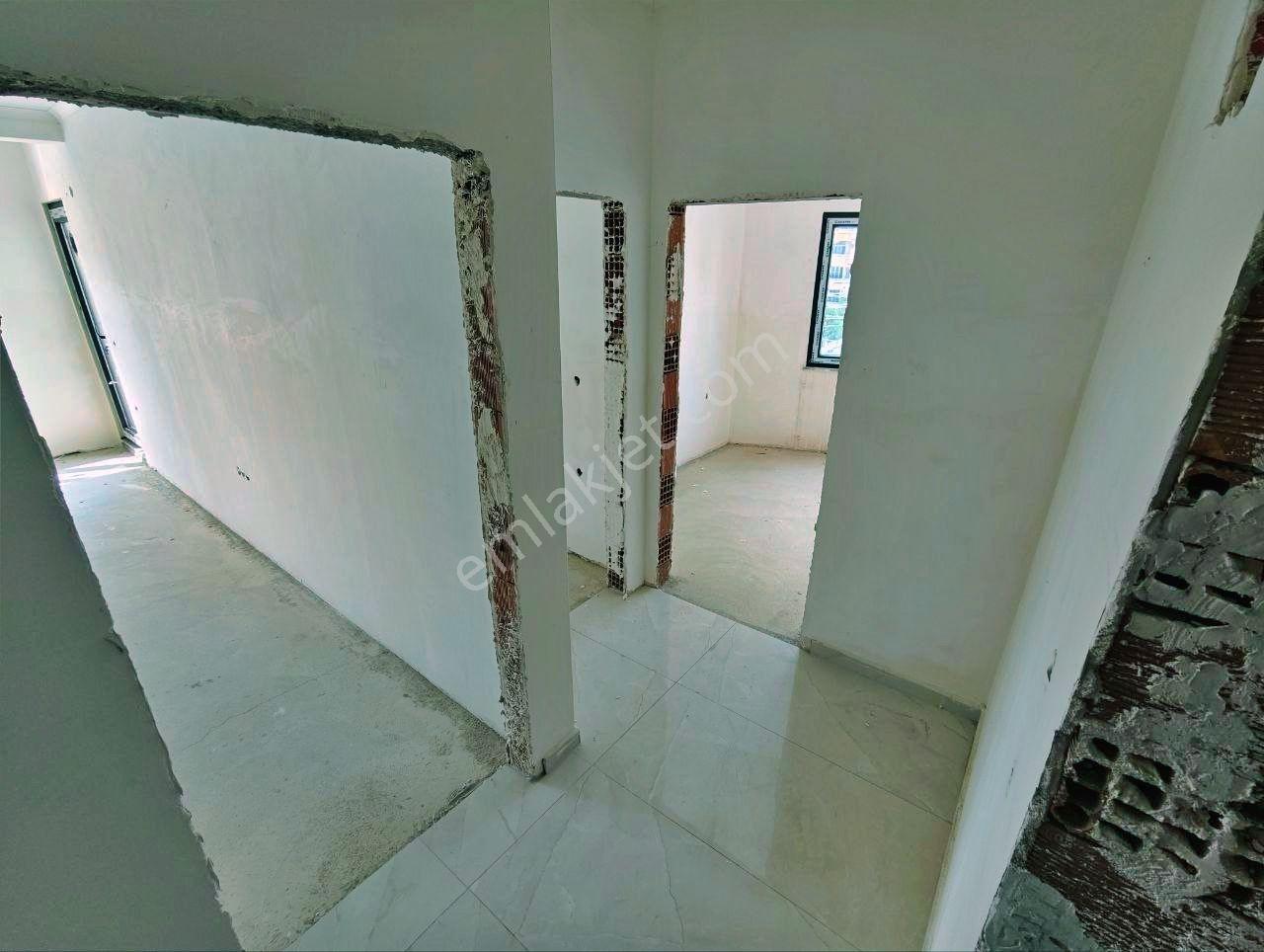 Uytundan Edremit Gazicelalde Arakat 1 Aya Teslim Sıfır 2+1 Daire - Görsel 11