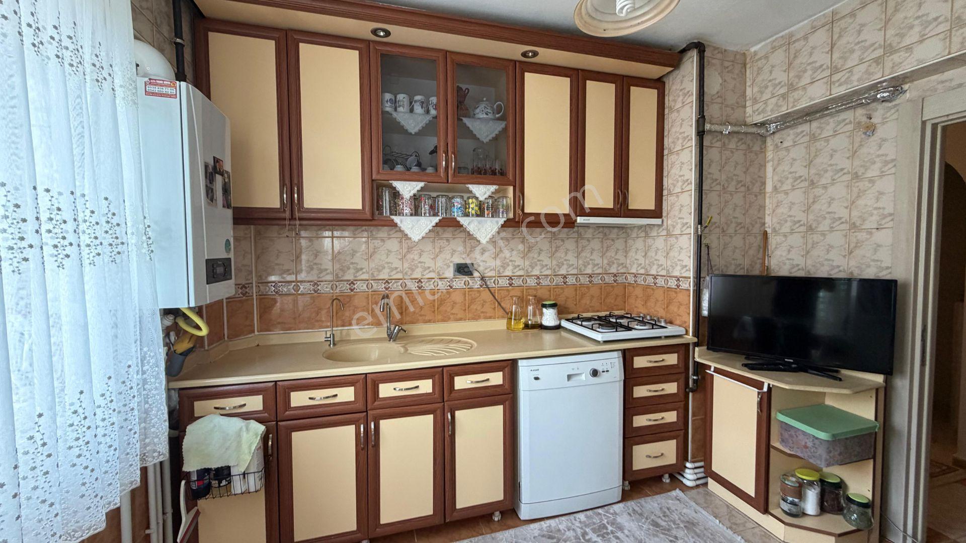 Hayal'den Pınarbaşı Mah'de 3+1 Katta Ön Cephe Çift Balkonlu Masrafsız Satılık Daire - Görsel 2