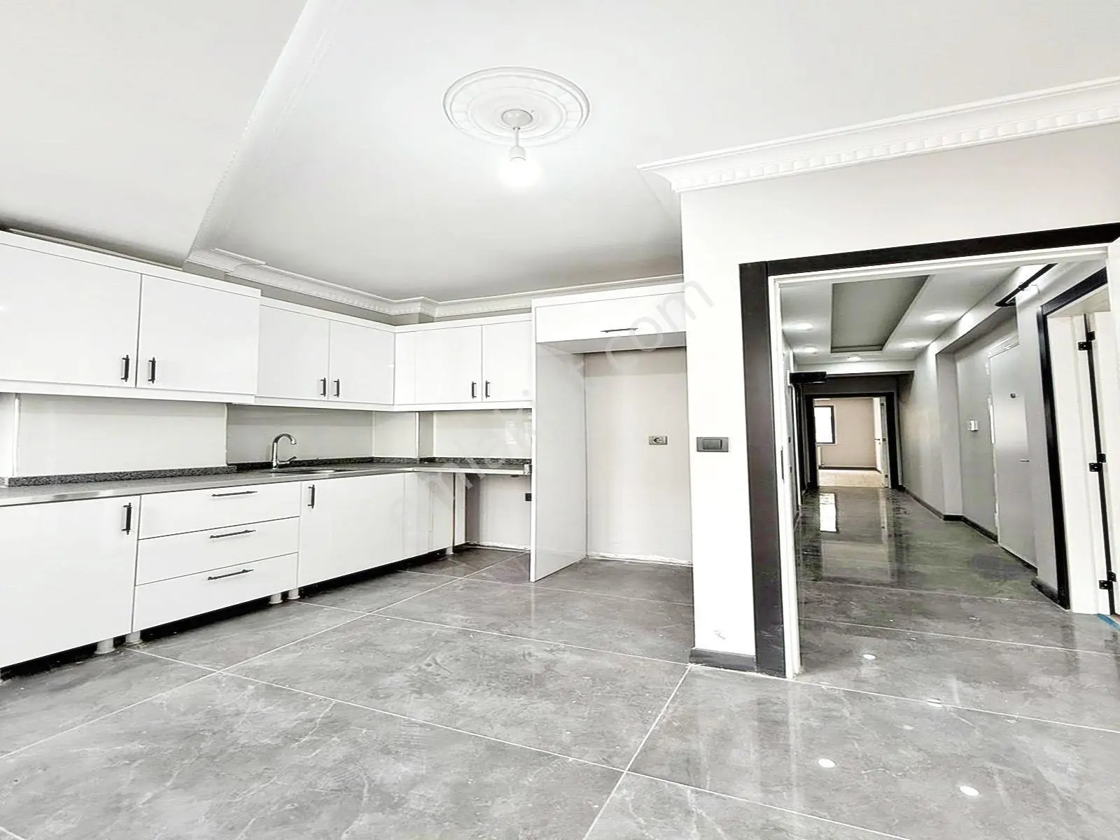 Sultaniye Mahallesi Satılık 2+1 Sıfır Daire