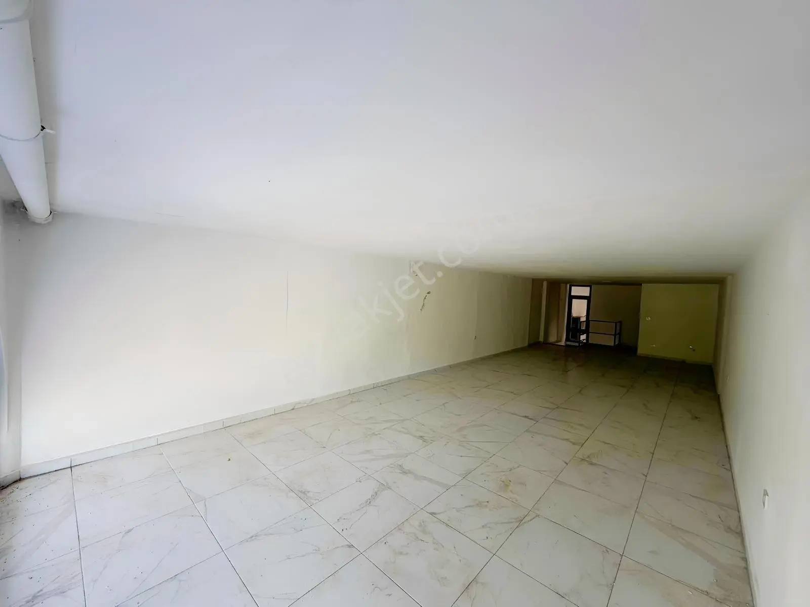 Konaklı Merkez Kiralık 2 Adet Dükkan - Görsel 3