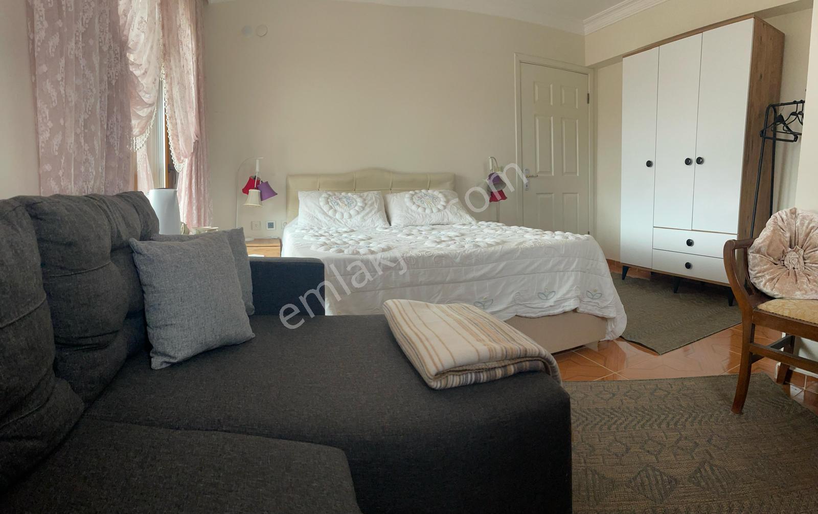 Çeşme Dalyan Marina Yakını Kiralık Sezonluk/aylık Müstakil Havuzlu Villa - Görsel 19