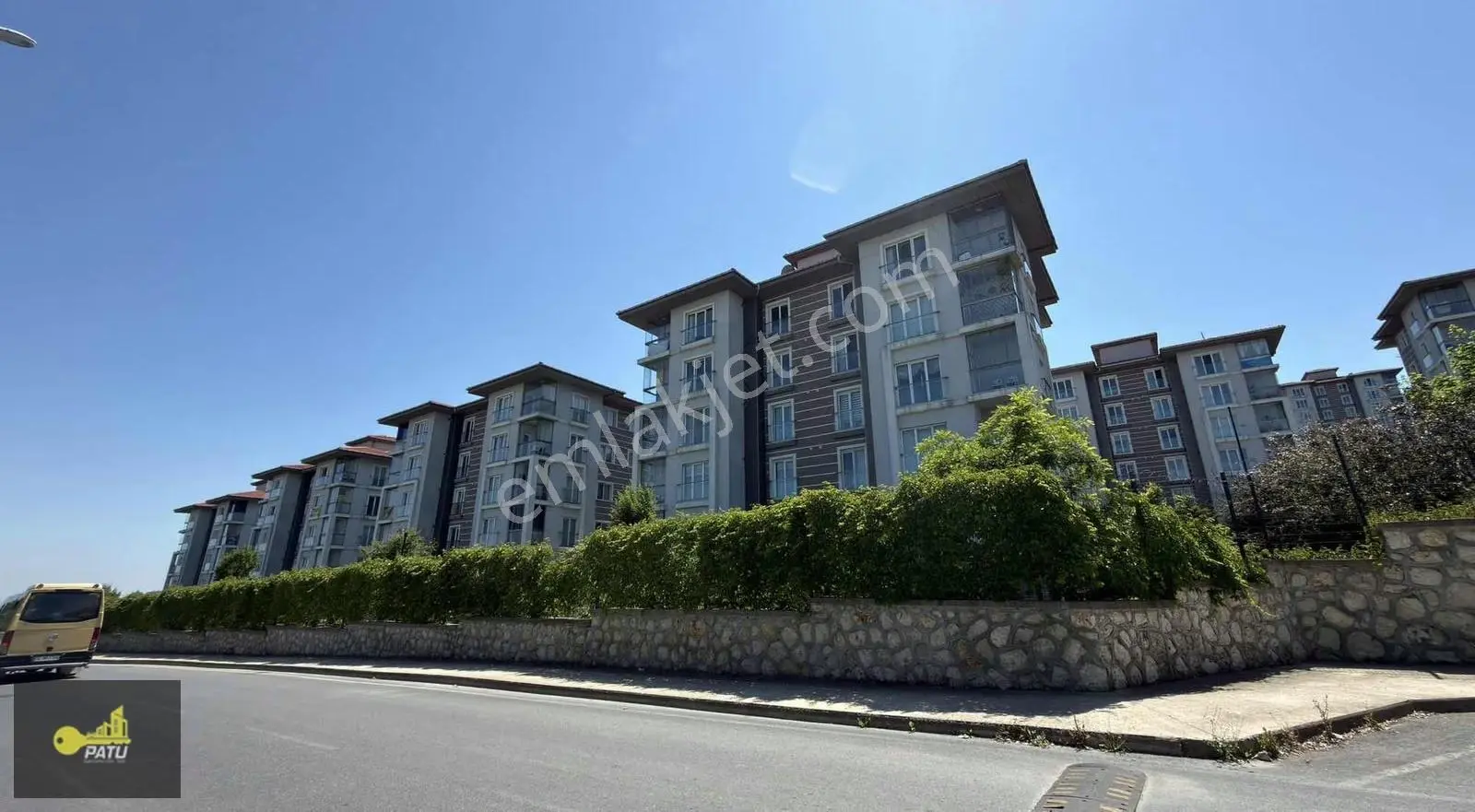 Patu Emlak'tan Erguvankent Sitesinde Kiralık 3+1 Ara Kat Daire - Görsel 5