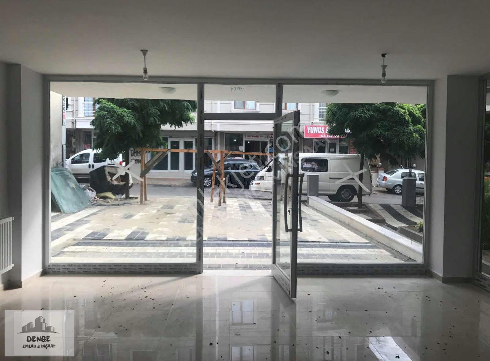 Demokrasi Caddesine 50 M Mesafede Kiralık Dükkan - Görsel 5