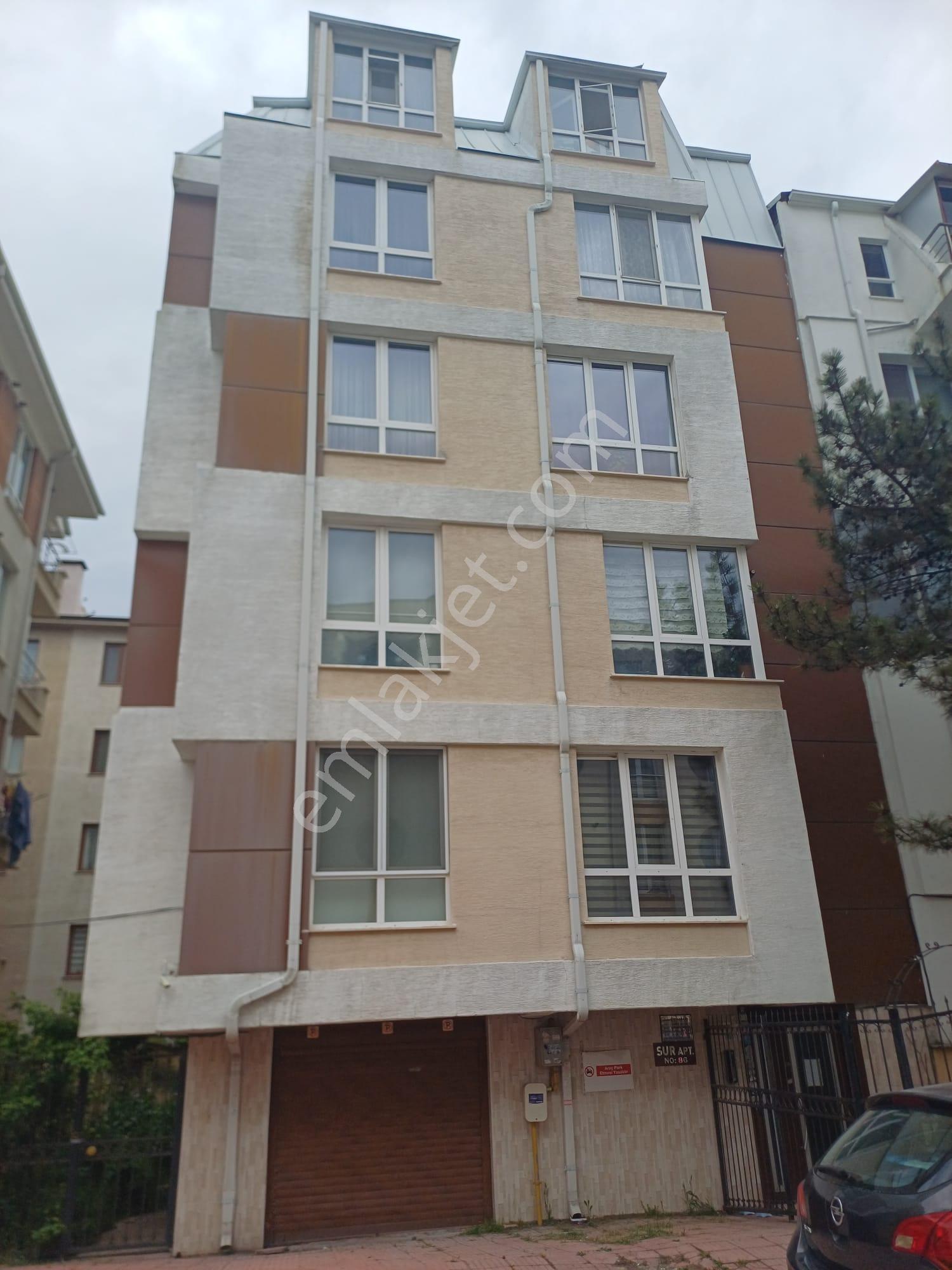 Century 21 Vizyon'dan Bahçelievler'de Satılık 3+1 Daire