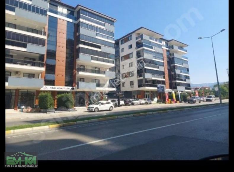 Havuzlu Siteicinde Arakat Daire