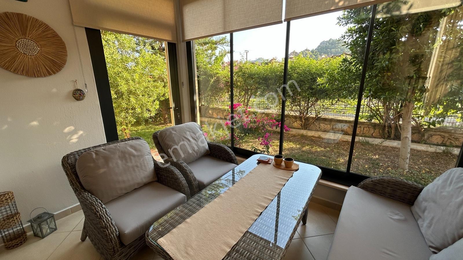 Marmaris Camiavlunda Satılık 5+1 Tribleks Havuzlu Villa - Görsel 13