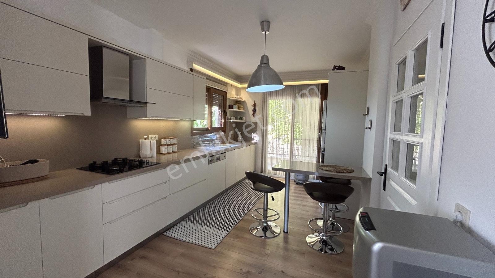 Marmaris Camiavlunda Satılık 5+1 Tribleks Havuzlu Villa - Görsel 7