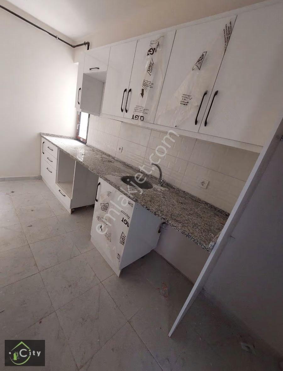 Şehremini Melakhatun Okul Yenin Satılık Sıfır Daire 2+1 Enüst Ka - Görsel 7