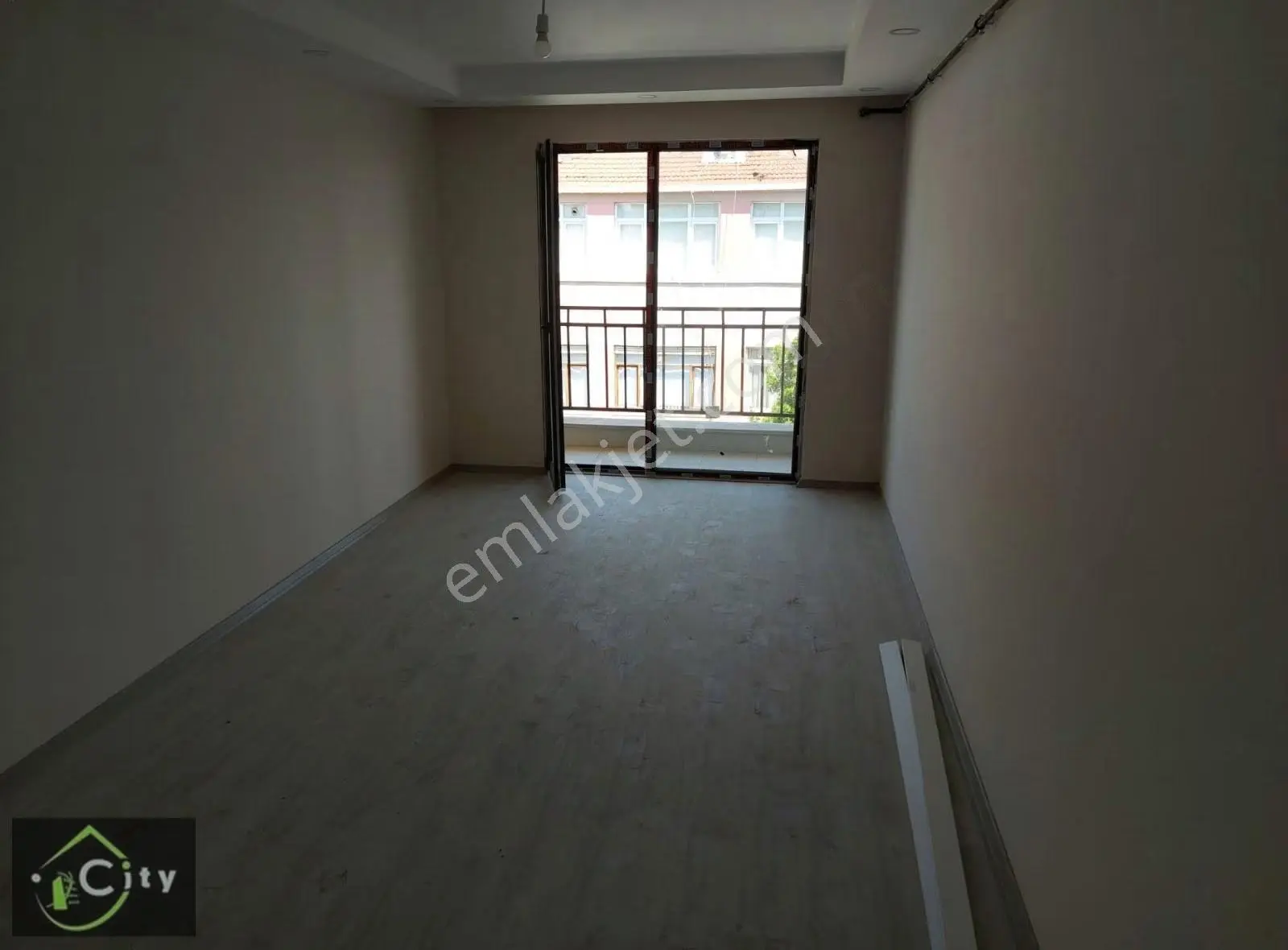 Şehremini Melakhatun Okul Yenin Satılık Sıfır Daire 2+1 Enüst Ka - Görsel 2