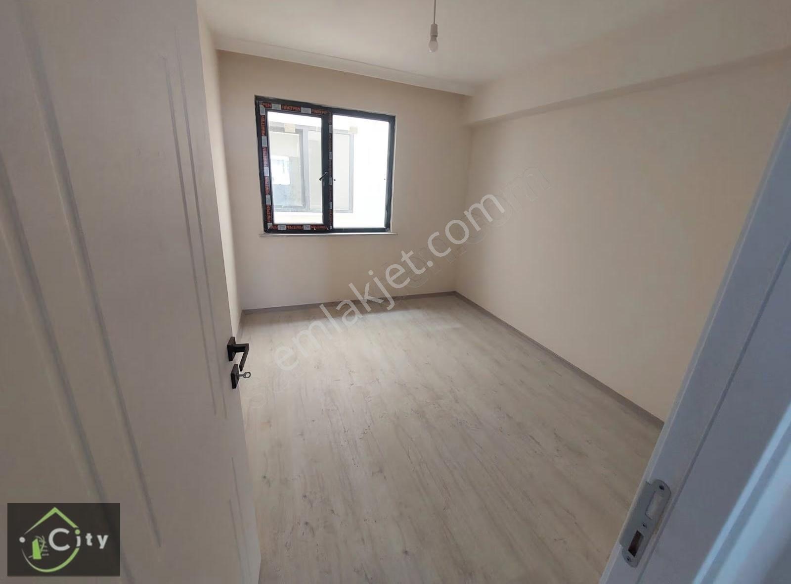 Şehremini Melakhatun Okul Yenin Satılık Sıfır Daire 2+1 Enüst Ka - Görsel 11