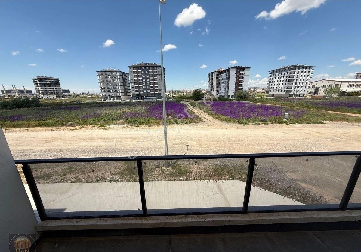 Han Gayrimenkulden Tacin'de Site İçerisinde 2+0 Kiralık Daire - Görsel 8