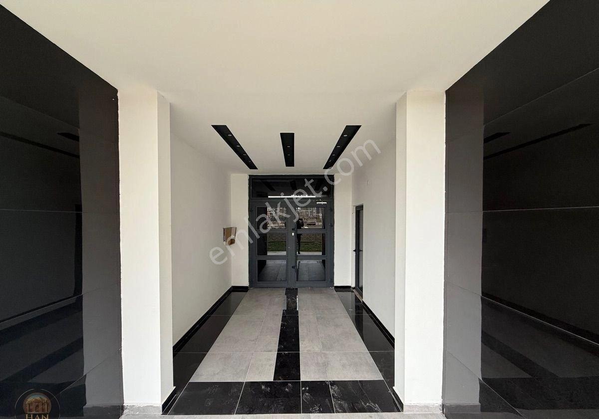 Han Gayrimenkulden Tacin'de Site İçerisinde 2+0 Kiralık Daire - Görsel 20