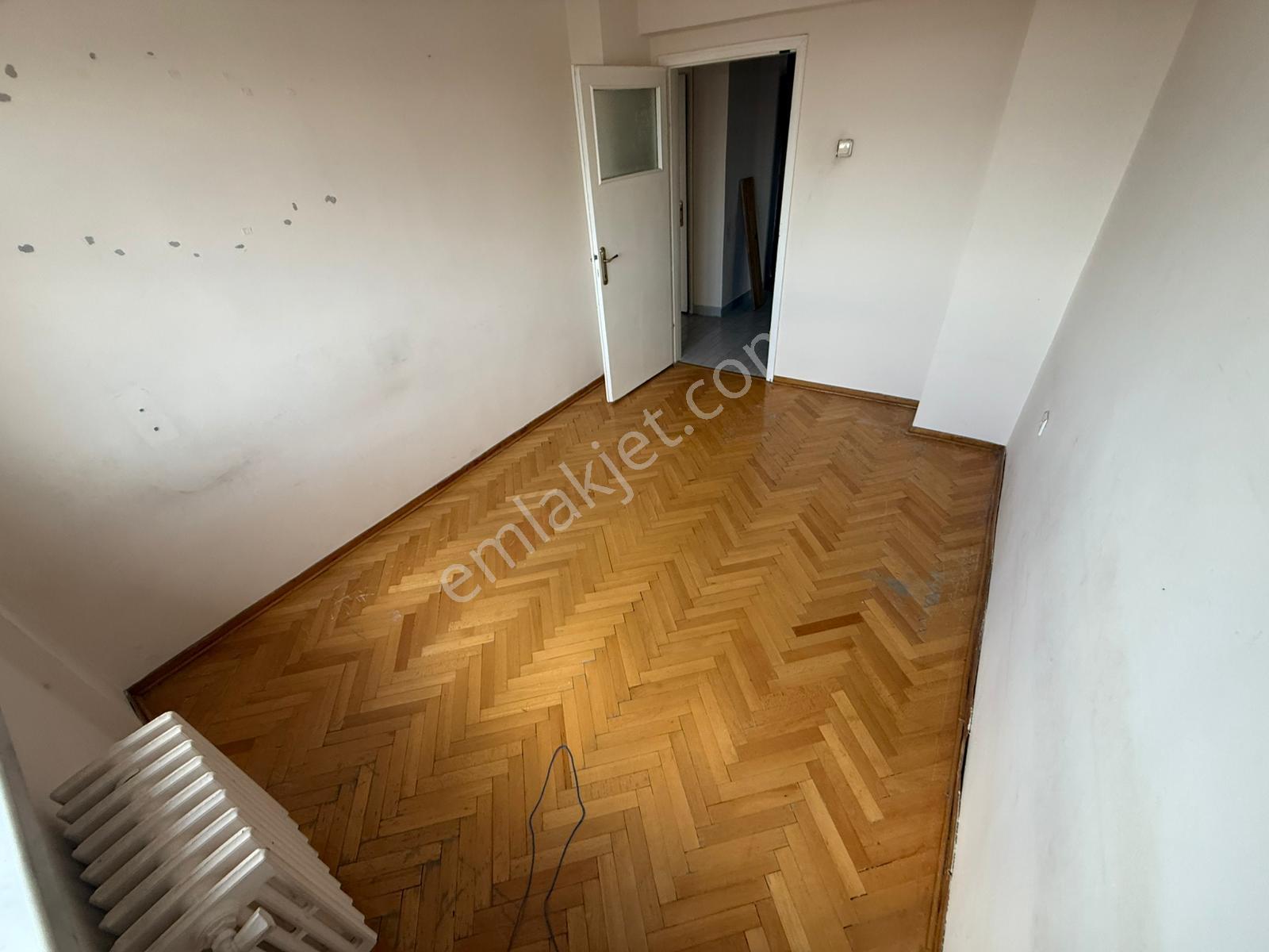 Etlik Cad. Üzeri 3+1 Asansörlü Bağımsız Ank. Manzaralı 130m2 - Görsel 23