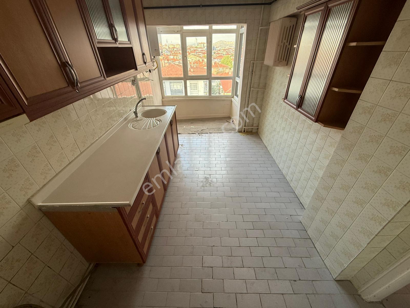 Etlik Cad. Üzeri 3+1 Asansörlü Bağımsız Ank. Manzaralı 130m2 - Görsel 17