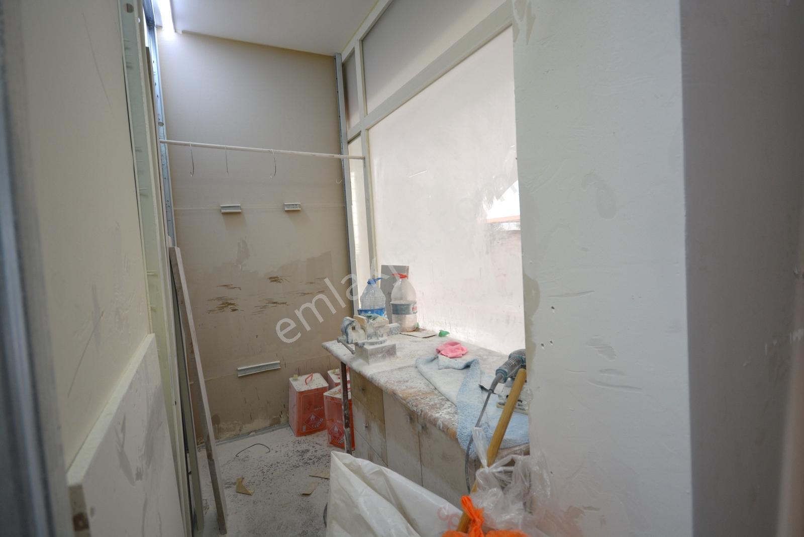 Satılık 120 M² İki Giriş Kapılı Diş Hastahanesinin Yannda Dükkân - Görsel 13