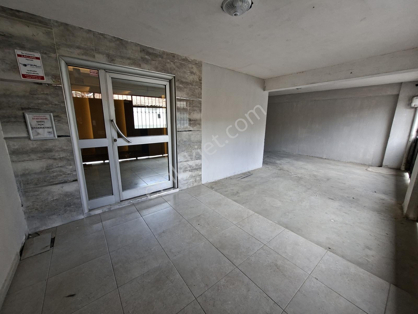 Üniversite Yakın Kiracısı İçinde Eşyalı 2+1 Ara Kat 7 Yıllık - Görsel 33