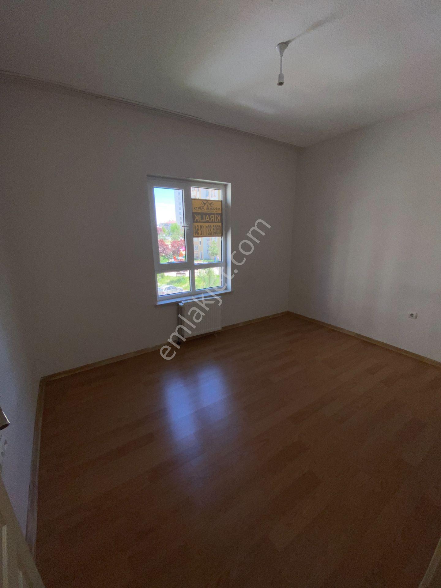 Sivas Merkez Özbelsan Tokide 3+1 Kiralık Daire - Görsel 24