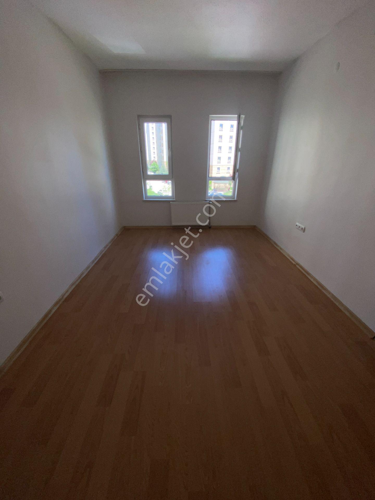 Sivas Merkez Özbelsan Tokide 3+1 Kiralık Daire - Görsel 12