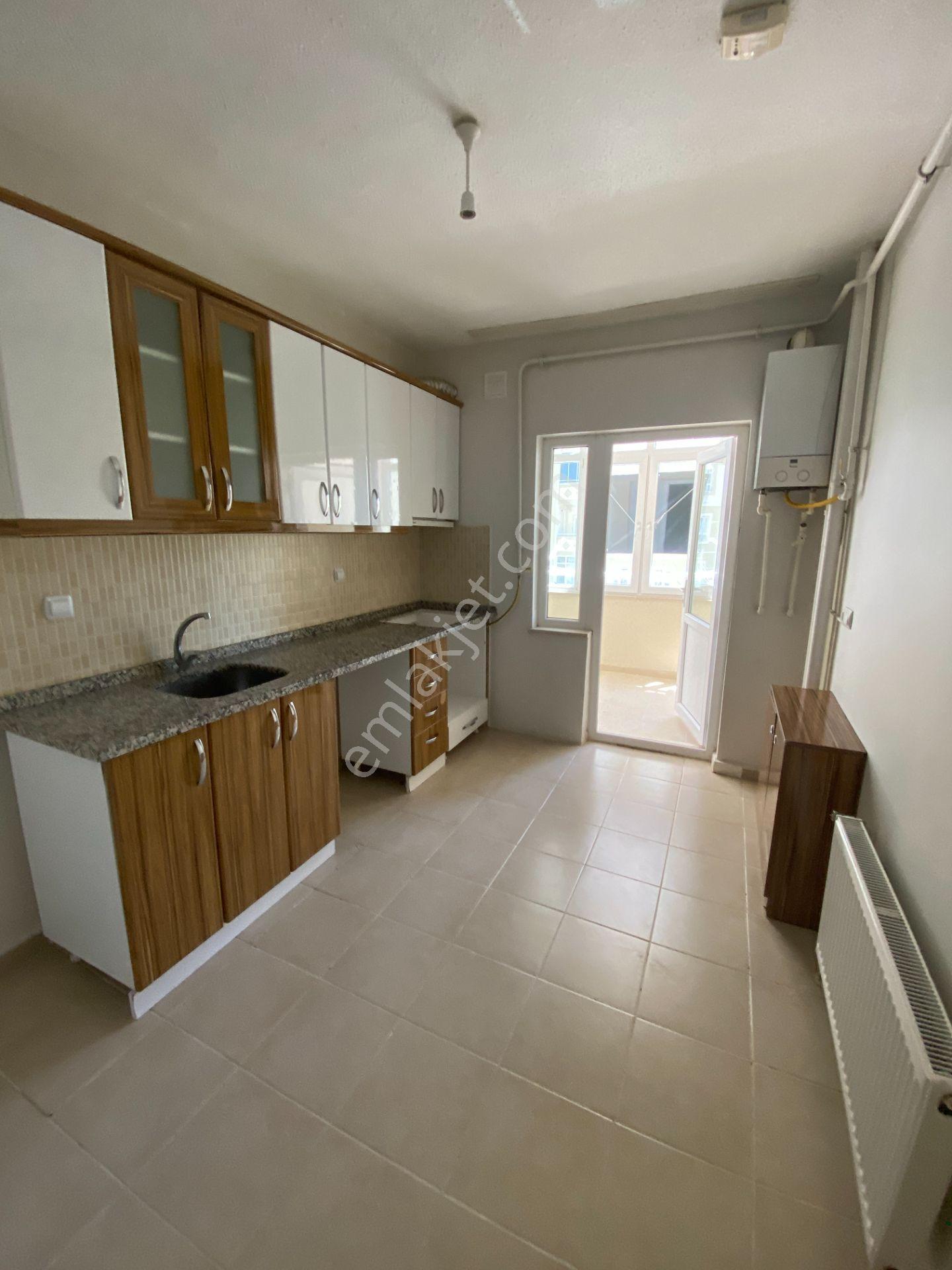 Sivas Merkez Özbelsan Tokide 3+1 Kiralık Daire - Görsel 18