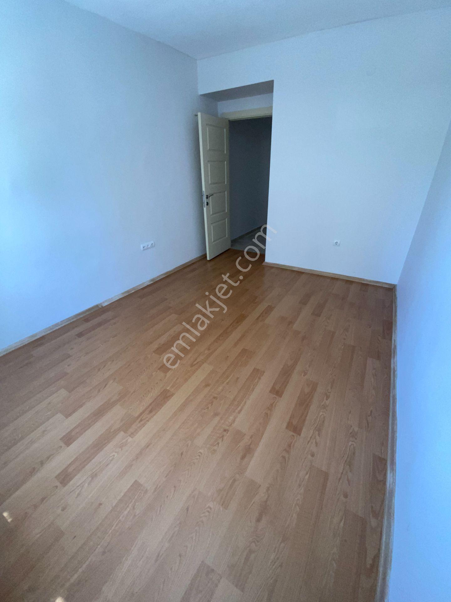 Sivas Merkez Özbelsan Tokide 3+1 Kiralık Daire - Görsel 27