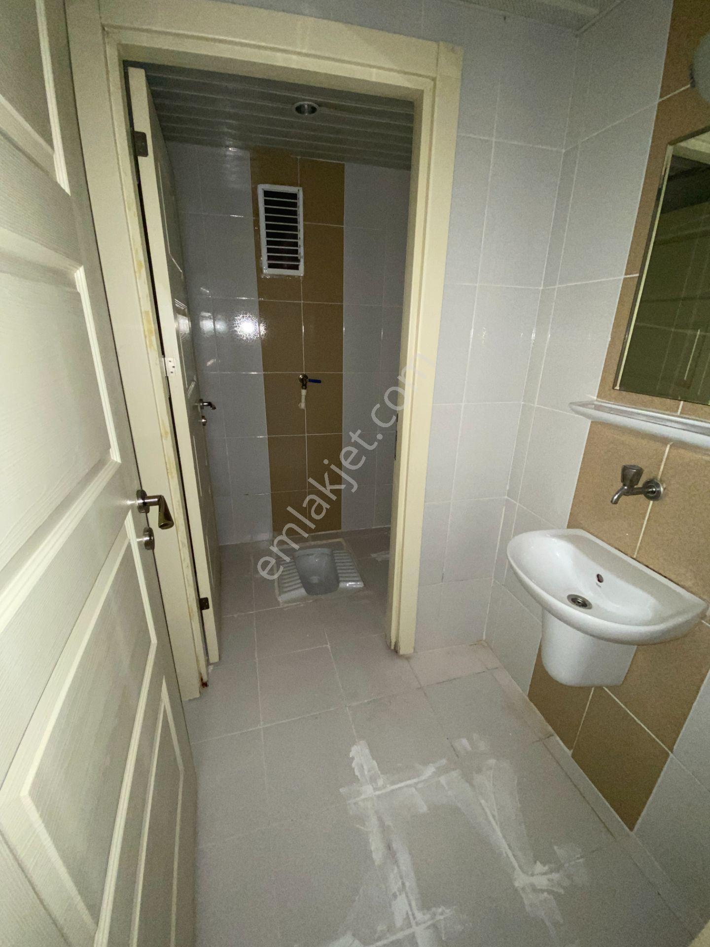 Sivas Merkez Özbelsan Tokide 3+1 Kiralık Daire - Görsel 22