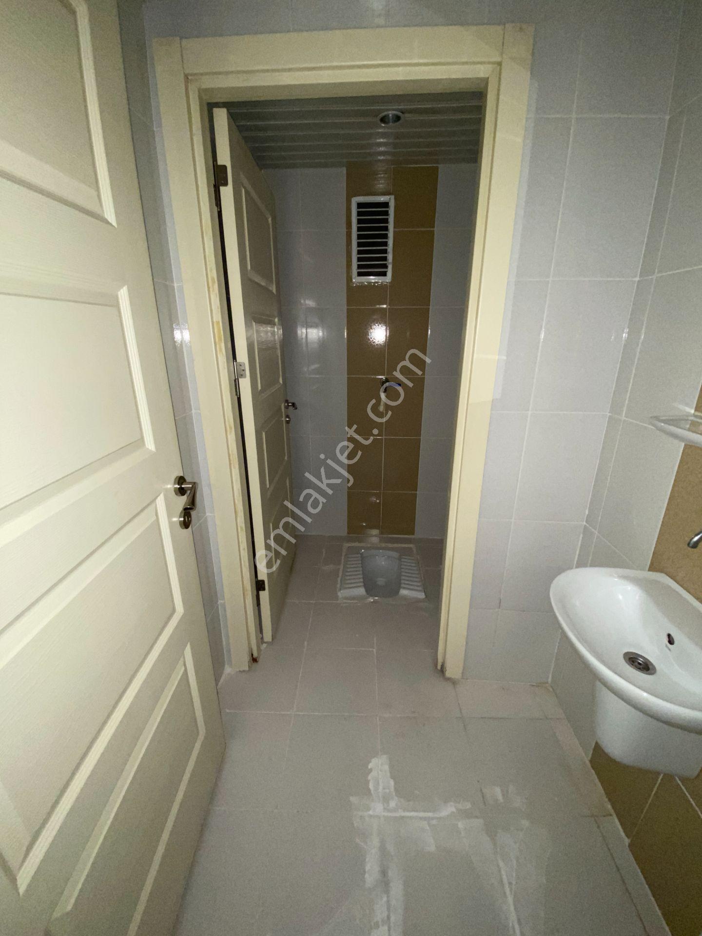 Sivas Merkez Özbelsan Tokide 3+1 Kiralık Daire - Görsel 23