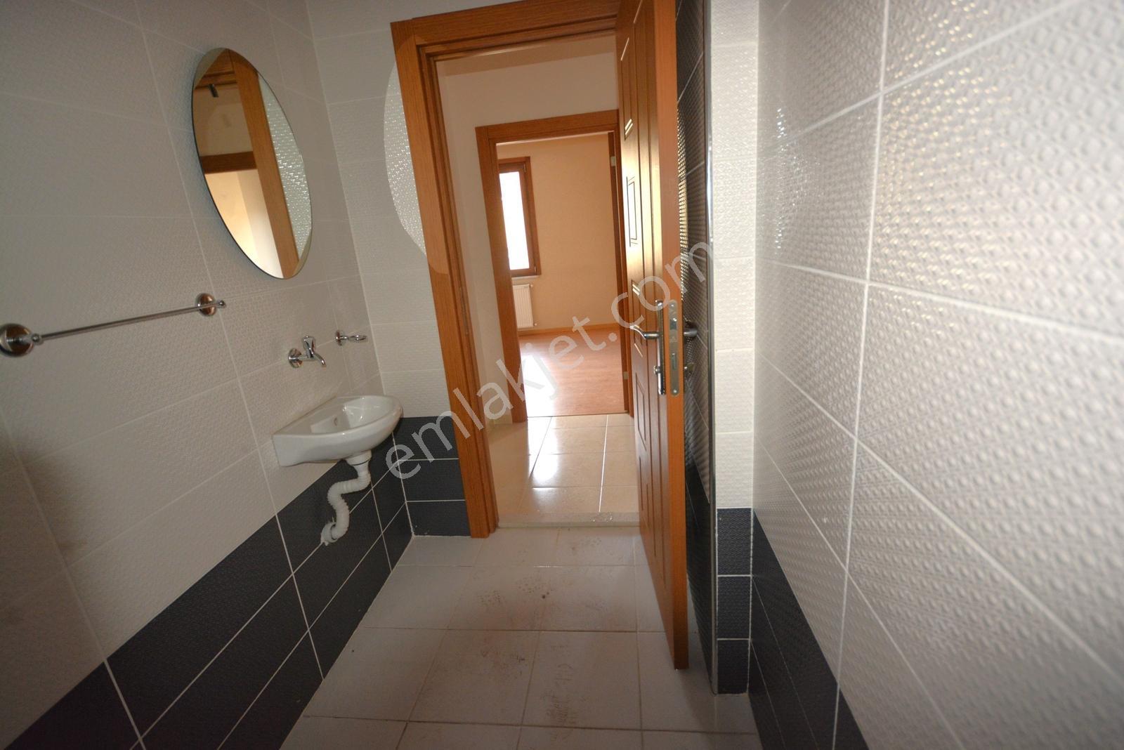 Satılık Merkezde 110 M² Emin Evime Uygun 3+1 Çift Balkonludaire - Görsel 3
