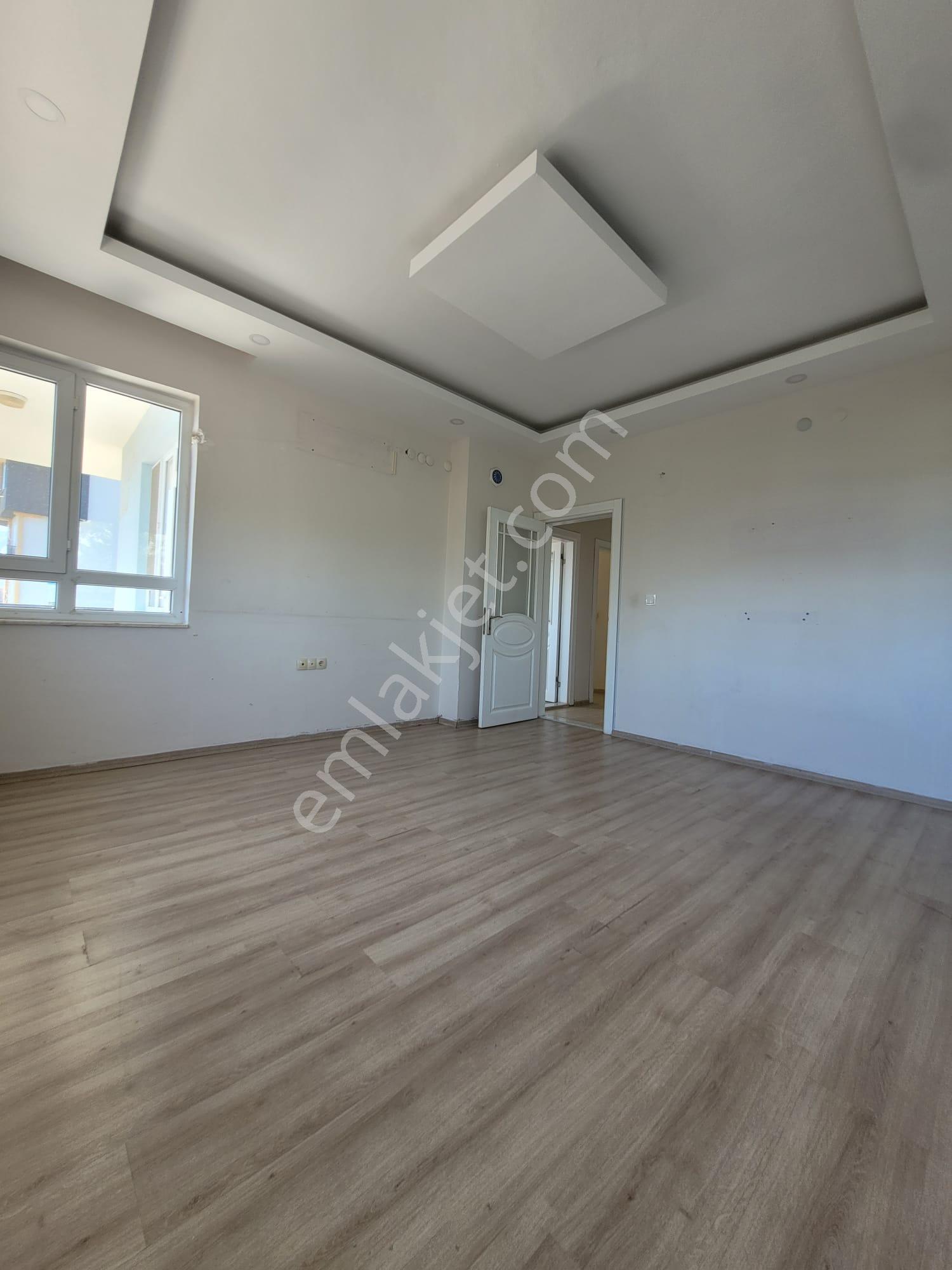 Döşemealtı Çıplaklı Mahallesinde Kiralık 3+1 Aile Dairesi