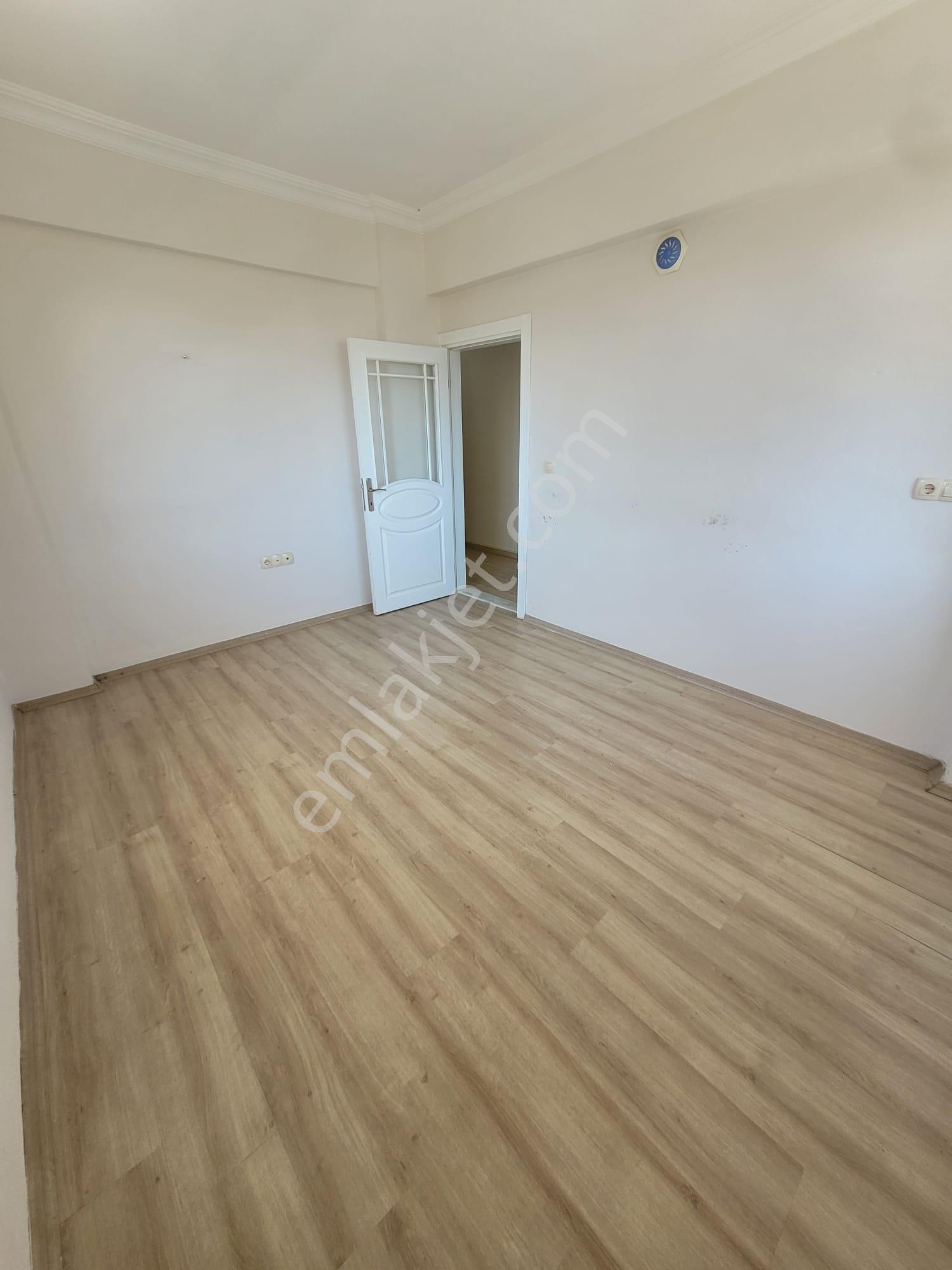 Döşemealtı Çıplaklı Mahallesinde Kiralık 3+1 Aile Dairesi - Görsel 11