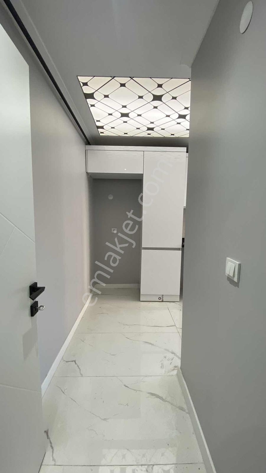 Çekmeköy Cumhuriyet Mah Satılık Şık Tasarımlı 2+1 Daire - Görsel 22