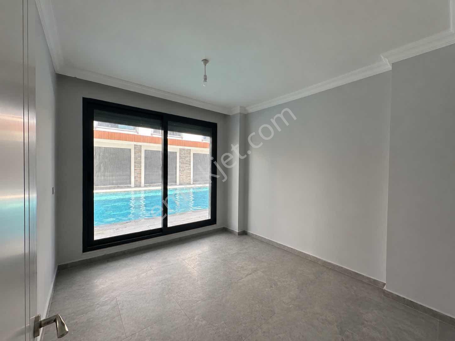 Altınkum Emlak'tan Havuzlu Site İçinde 1+1 Satılık Daire - Görsel 14