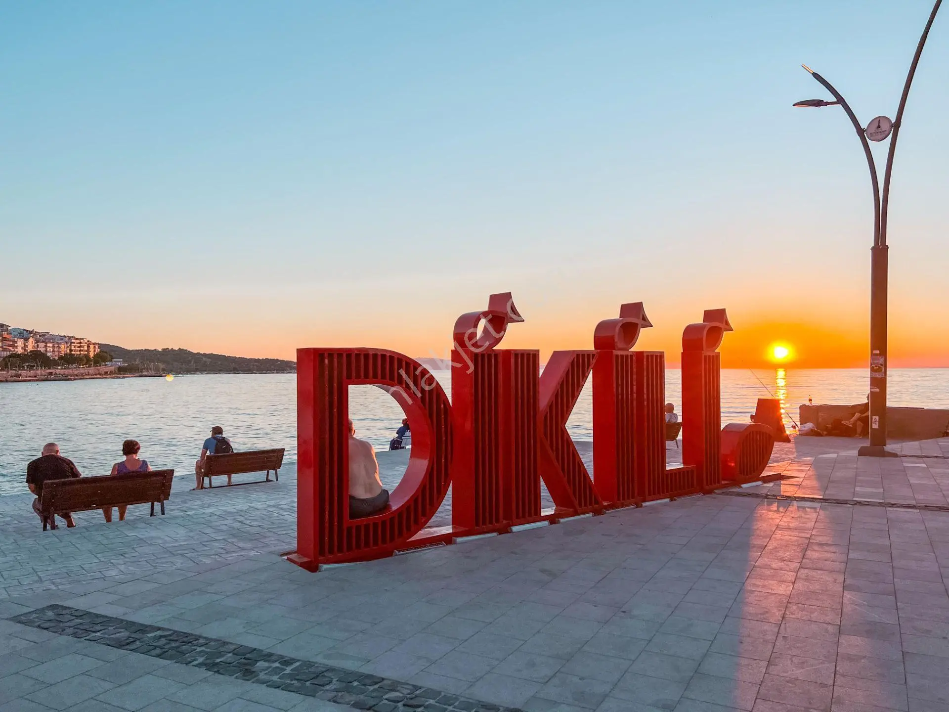 Dikili Ümmetoğlu'ndan 2+1 Ara'kat Denize 50 Metre Ferah Daire - Görsel 2