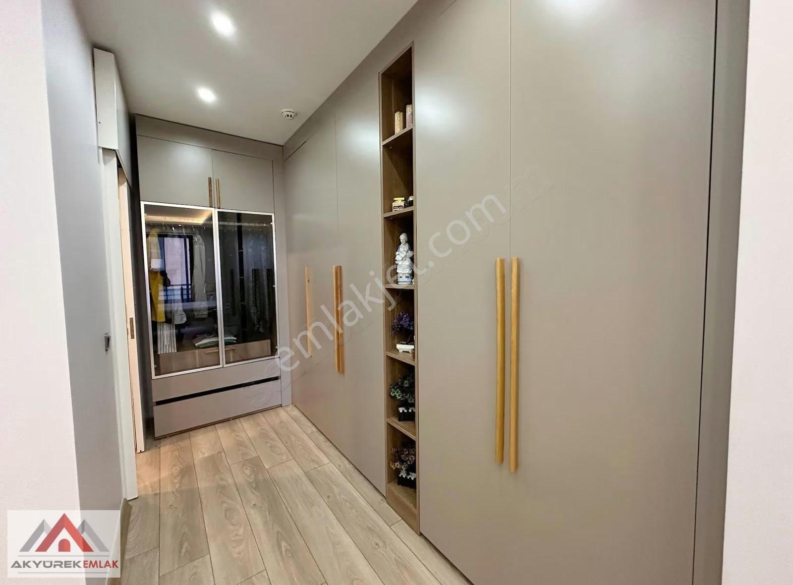 Mezitli Akdeniz Mahallesinde Ultra Lux Eşyalı 4+1 Daire - Görsel 23