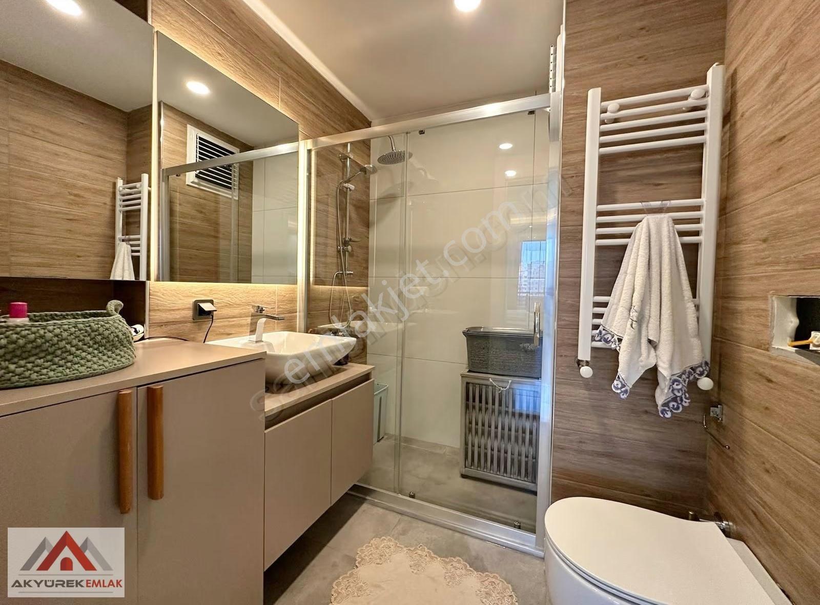 Mezitli Akdeniz Mahallesinde Ultra Lux Eşyalı 4+1 Daire - Görsel 7