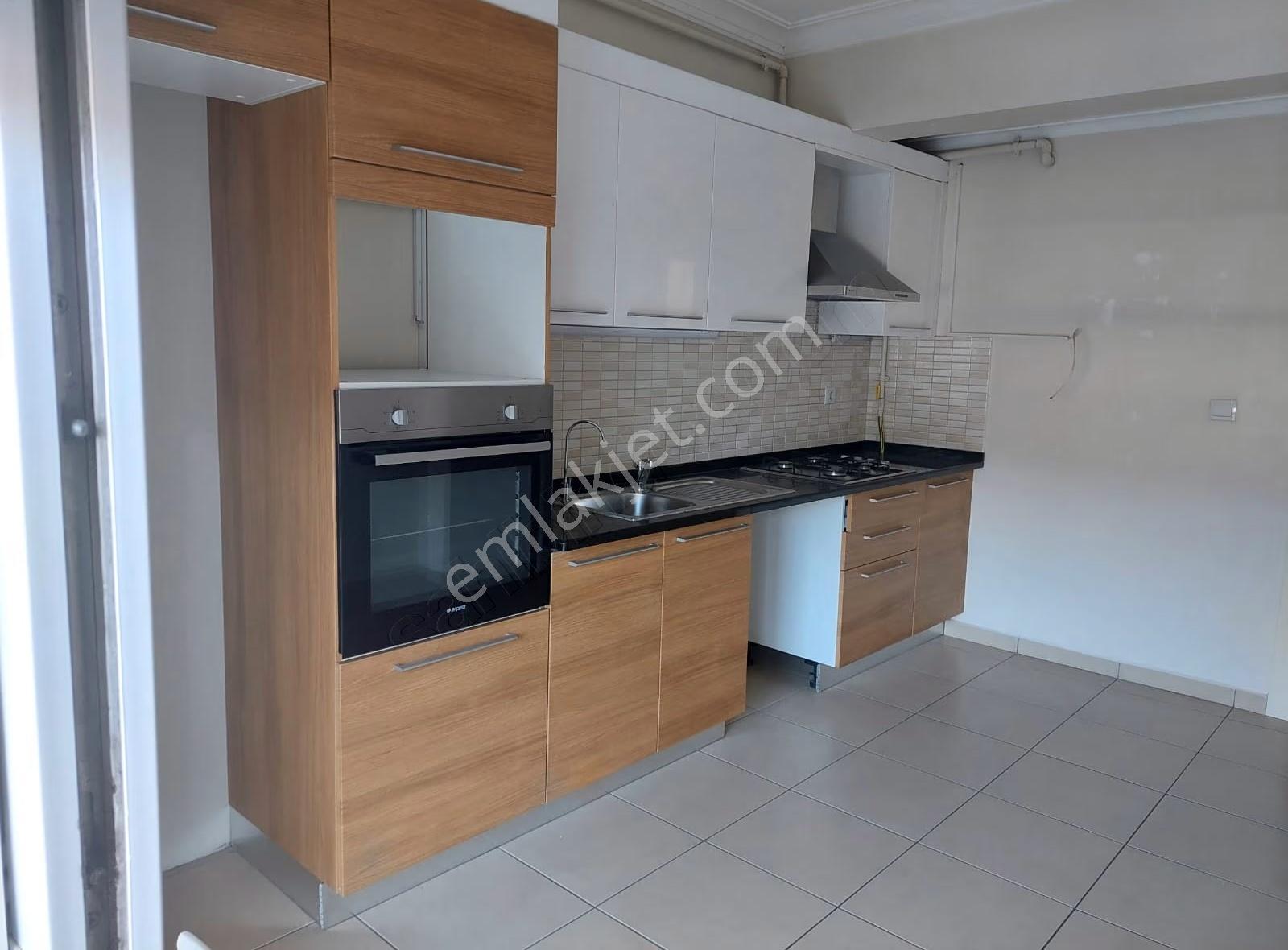 Seydiköyden Irmak Mah Site İçi 3+1 145m2 Kiralık Daire - Görsel 3