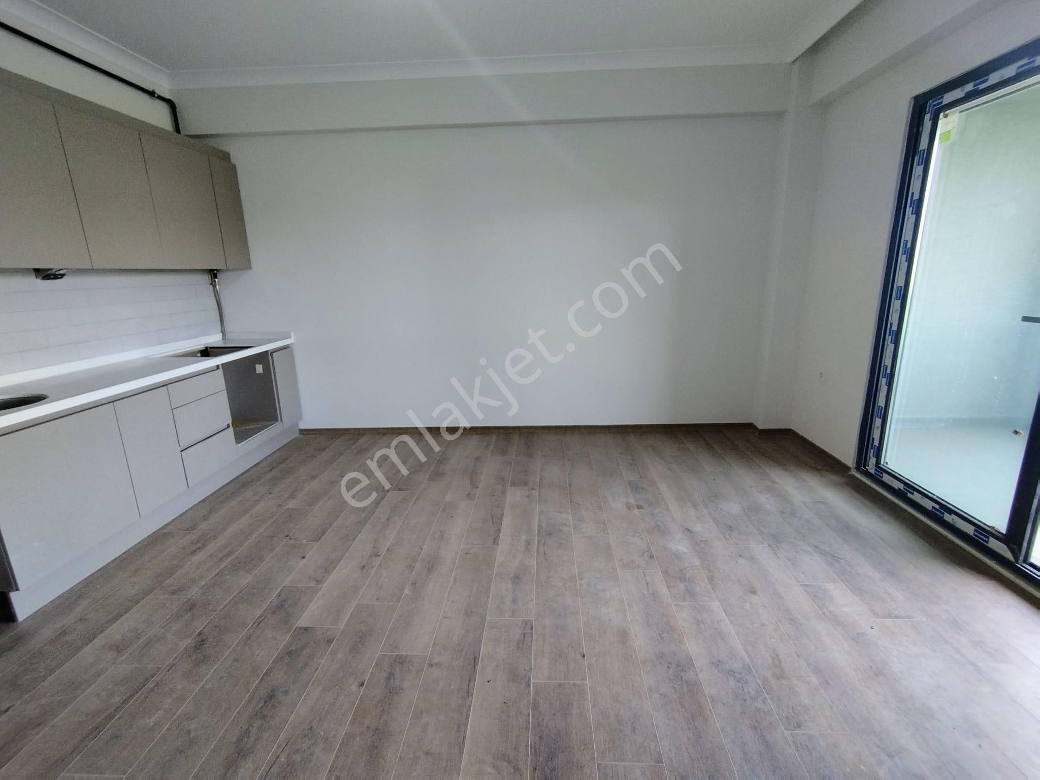 Turyap'tan; Çiftlikköy Mehmet Akif'te, 1+1, Kiralık, Lux Daire - Görsel 5