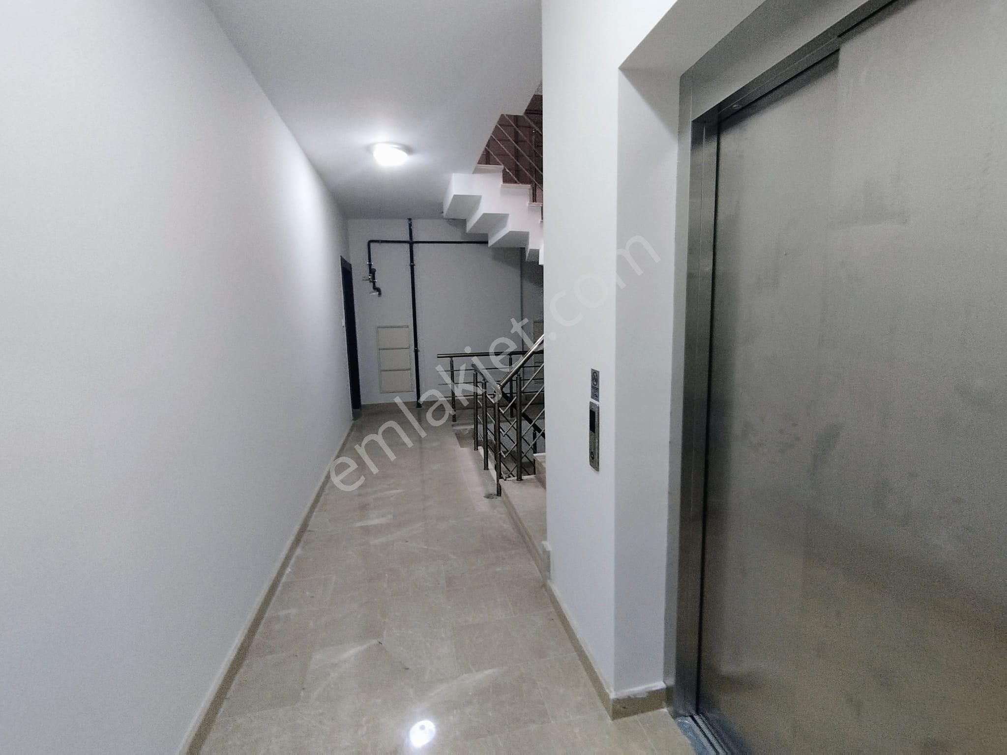 Turyap'tan; Çiftlikköy Mehmet Akif'te, 1+1, Kiralık, Lux Daire - Görsel 25