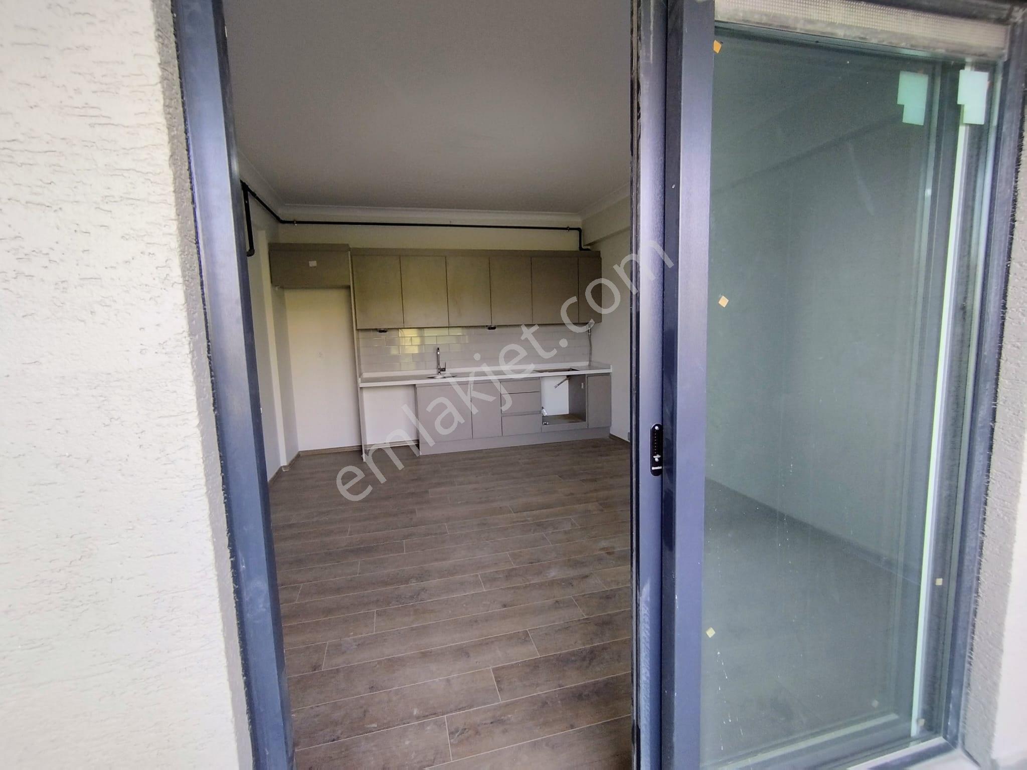 Turyap'tan; Çiftlikköy Mehmet Akif'te, 1+1, Kiralık, Lux Daire - Görsel 14