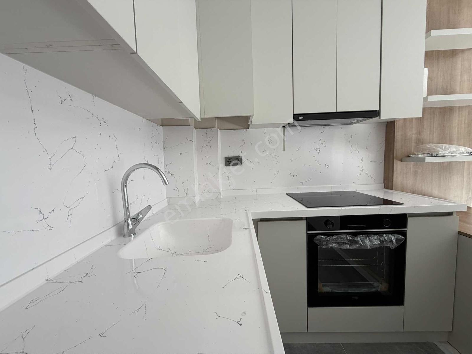 Alaçatı'dan/arakatta/güvenlikli Sitede/yerden Isıtmalı/1+1 Daire - Görsel 6