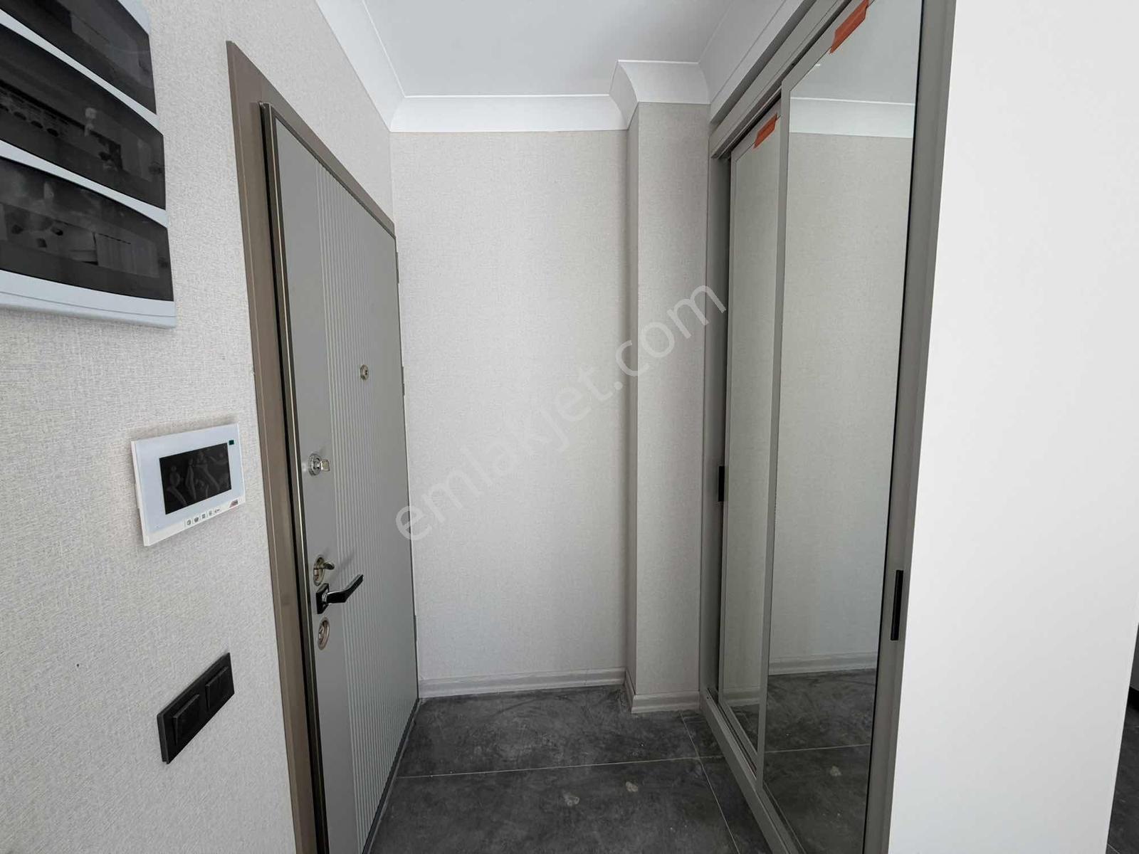 Alaçatı'dan/arakatta/güvenlikli Sitede/yerden Isıtmalı/1+1 Daire - Görsel 8