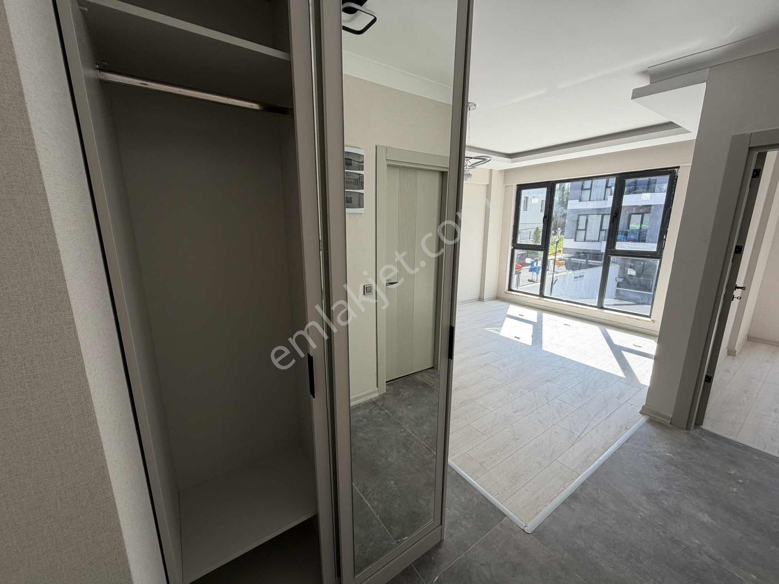 Alaçatı'dan/arakatta/güvenlikli Sitede/yerden Isıtmalı/1+1 Daire - Görsel 33