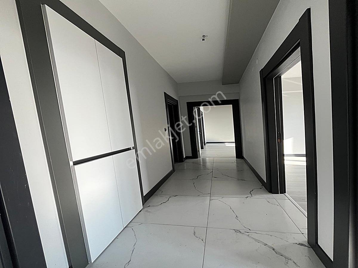 Yenikent Emlak'tan Bağlife Konutlarında Memur Şartlı Kiralık 4+1 - Görsel 34
