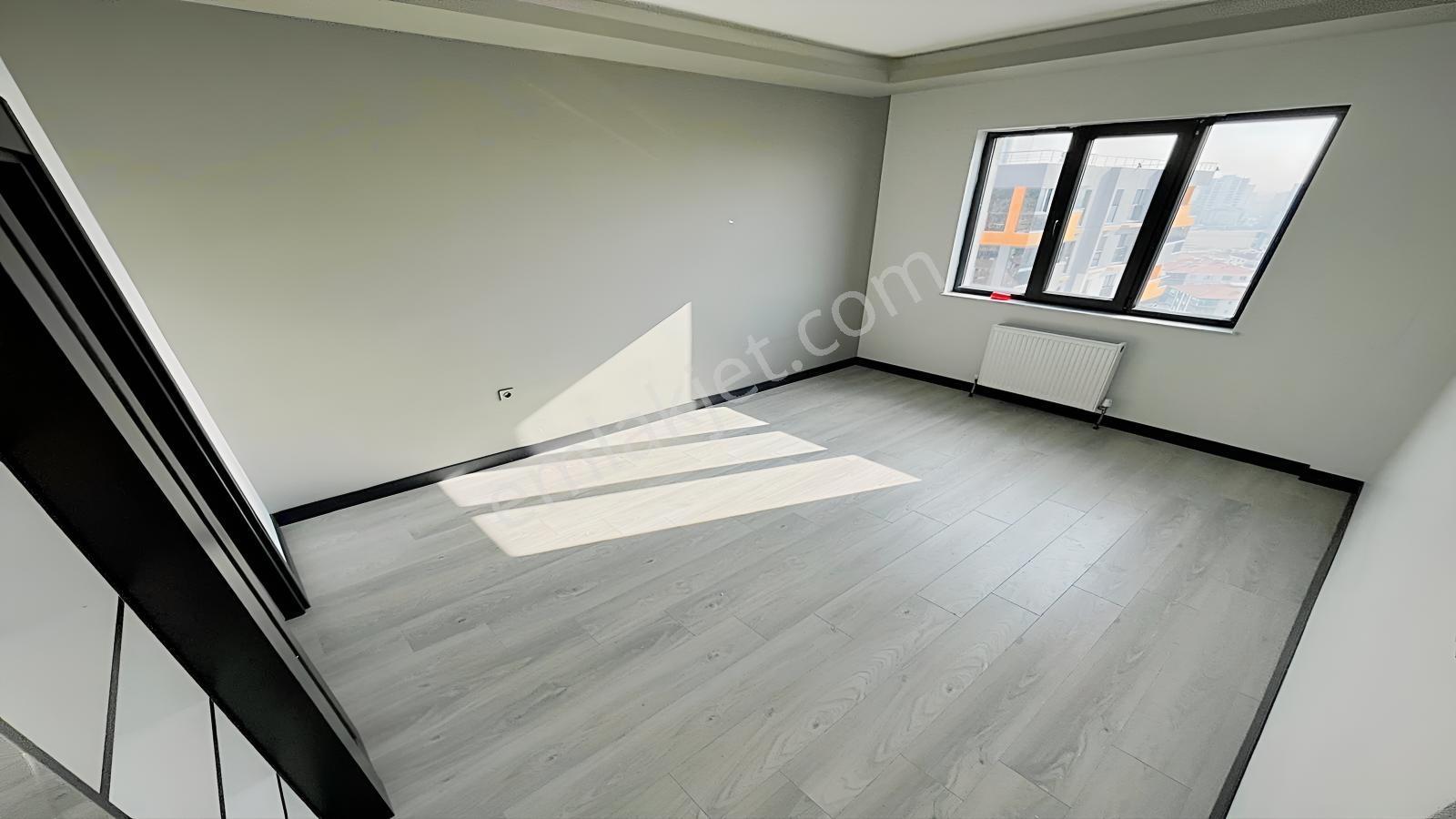 Yenikent Emlak'tan Bağlife Konutlarında Memur Şartlı Kiralık 4+1 - Görsel 25