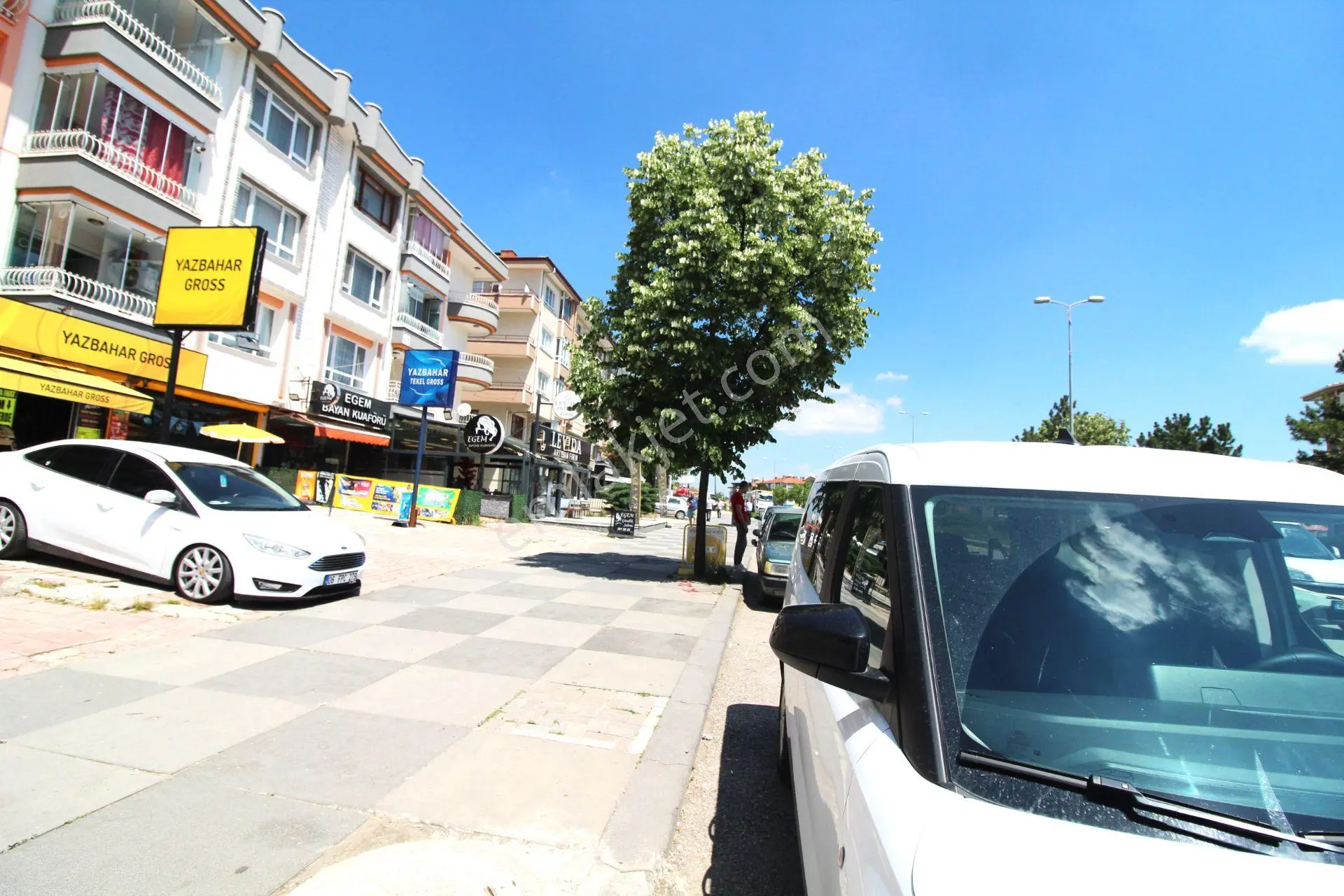 Nato Yolu'nda Caddeye Yakın, Ulaşımı Güçlü, Ferah 3+1 Kiralık Daire - Görsel 3