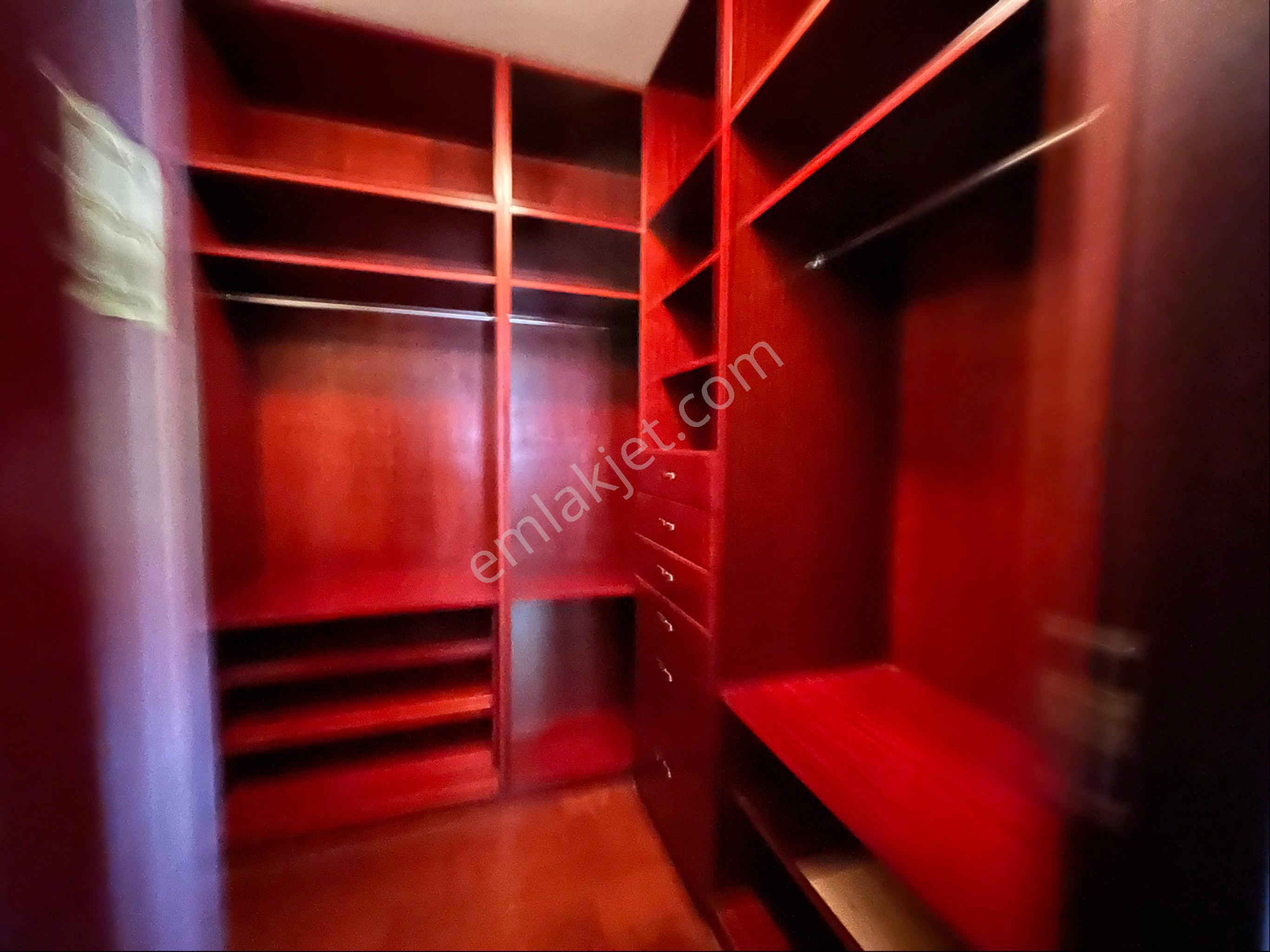 Mesa Koru Kayın Sokak 5 + 2 Kapalı Garajlı 200 Metre² Bahçeli Triplex Villa - Görsel 25