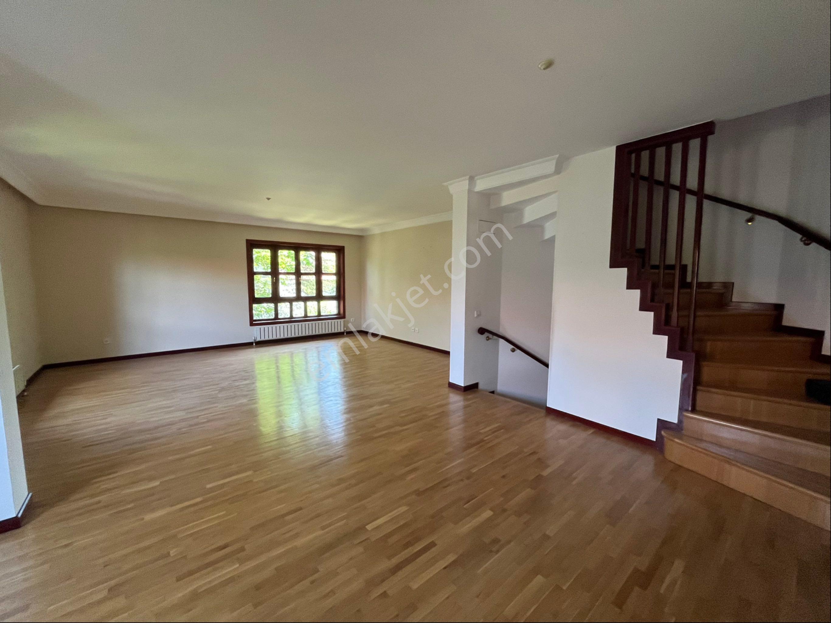 Mesa Koru Kayın Sokak 5 + 2 Kapalı Garajlı 200 Metre² Bahçeli Triplex Villa - Görsel 48