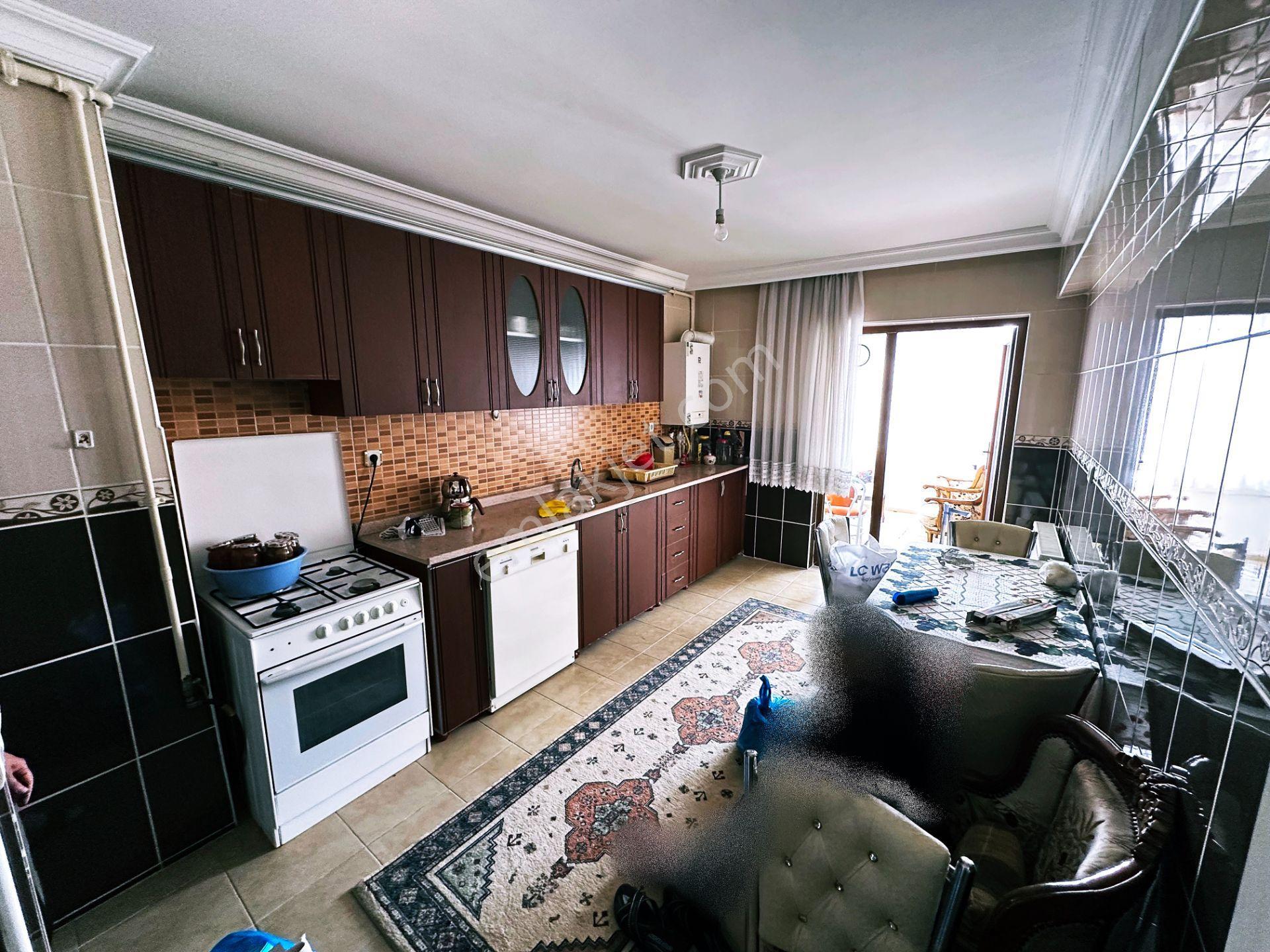 Cihandan Seval Cadde Üstü Şehir Hastane Yakını Kiralık 3+1 Daire - Görsel 33