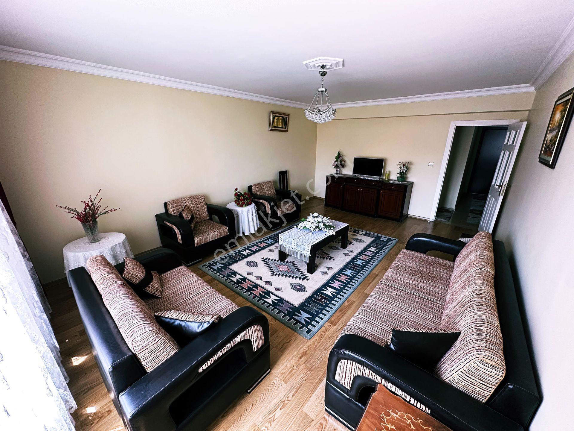 Cihandan Seval Cadde Üstü Şehir Hastane Yakını Kiralık 3+1 Daire - Görsel 4