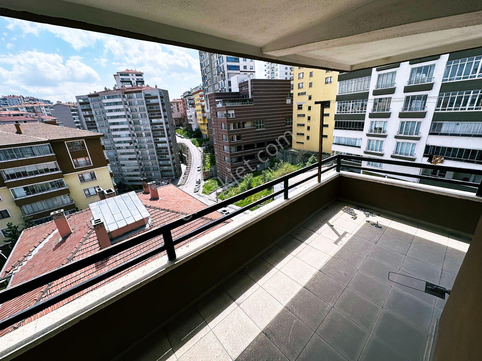 Cihandan Seval Cadde Üstü Şehir Hastane Yakını Kiralık 3+1 Daire - Görsel 11